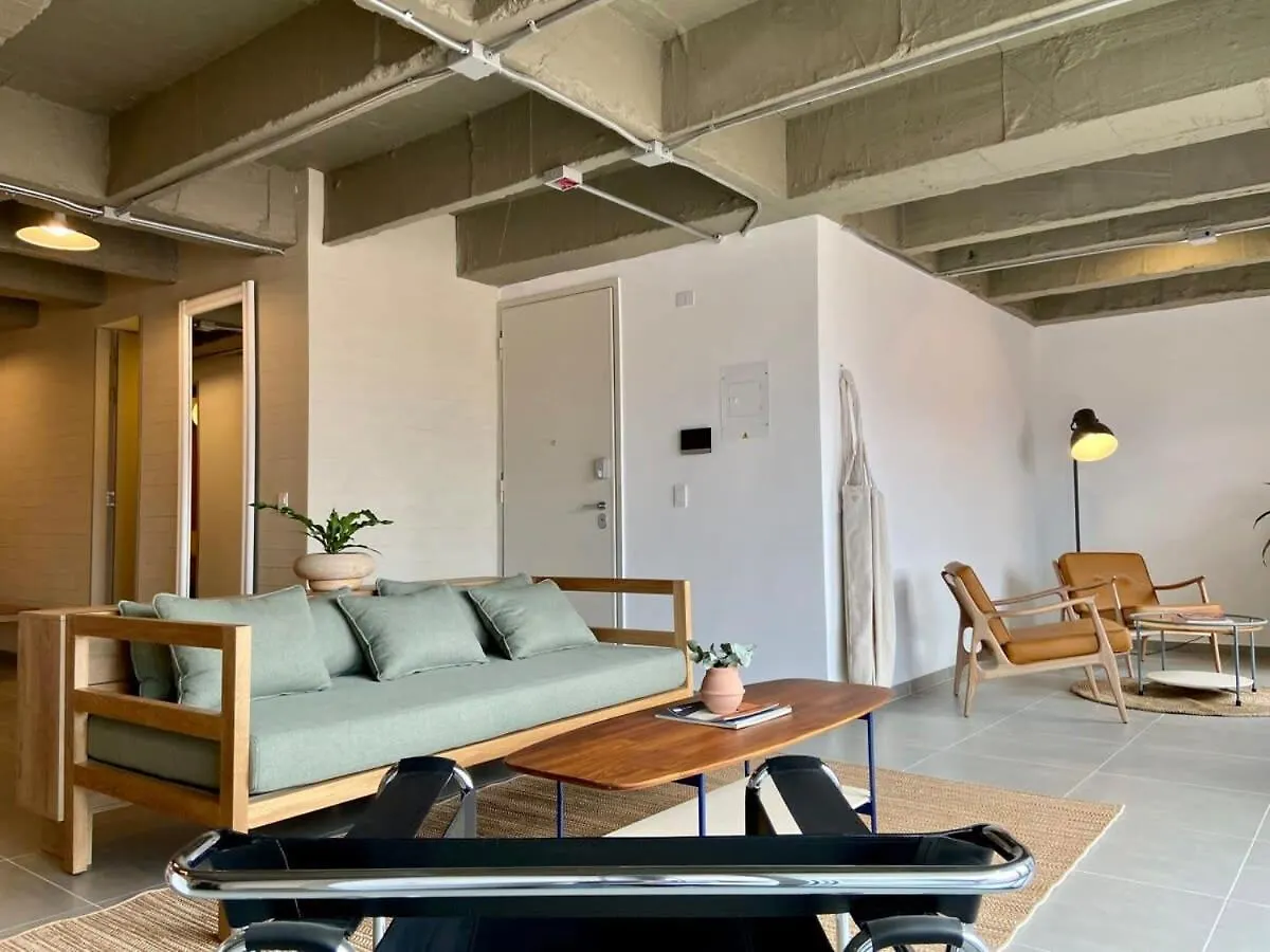 Captivating 2Br With Balcony In Laureles Medellin Apartment