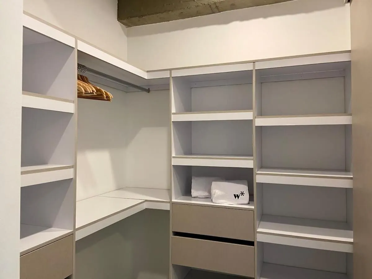 Captivating 2Br With Balcony In Laureles Medellin