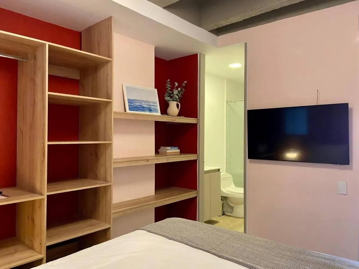 Captivating 2Br With Balcony In Laureles Medellin