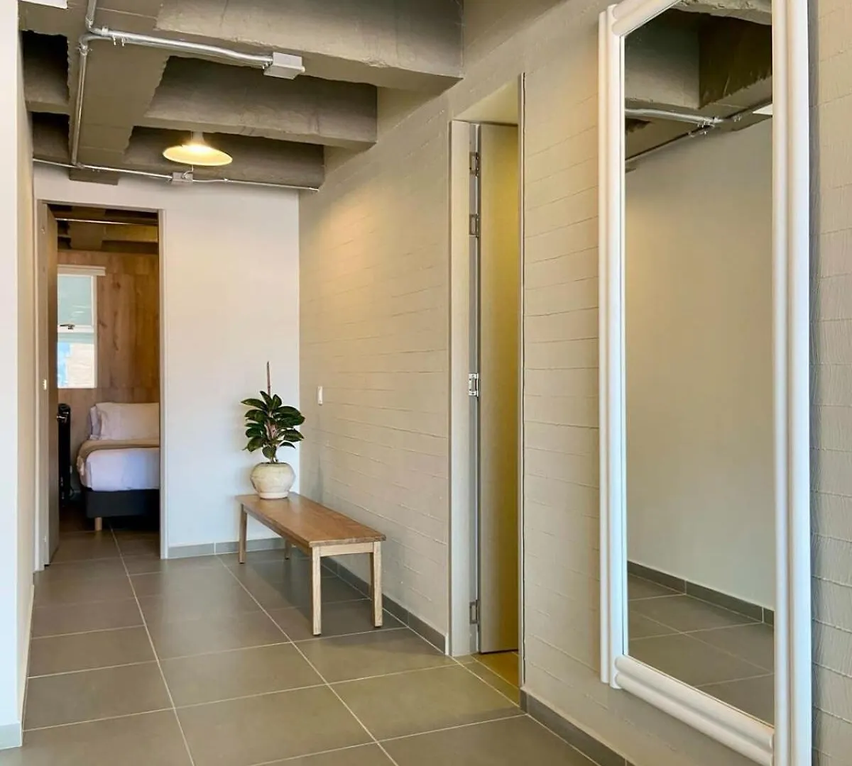 Captivating 2Br With Balcony In Laureles Medellin Colombia